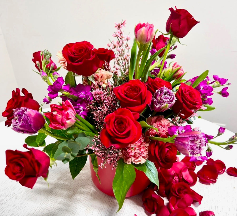 Bold & Beautiful Valentine's Bouquet